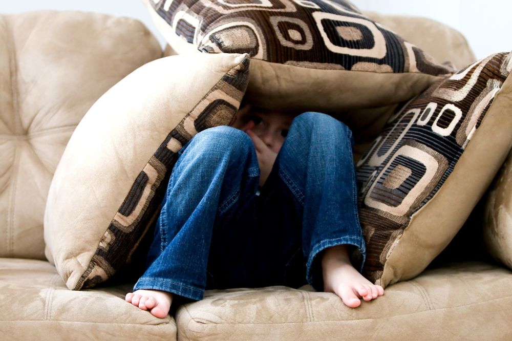 15 Dream of Hiding From Someone Meanings