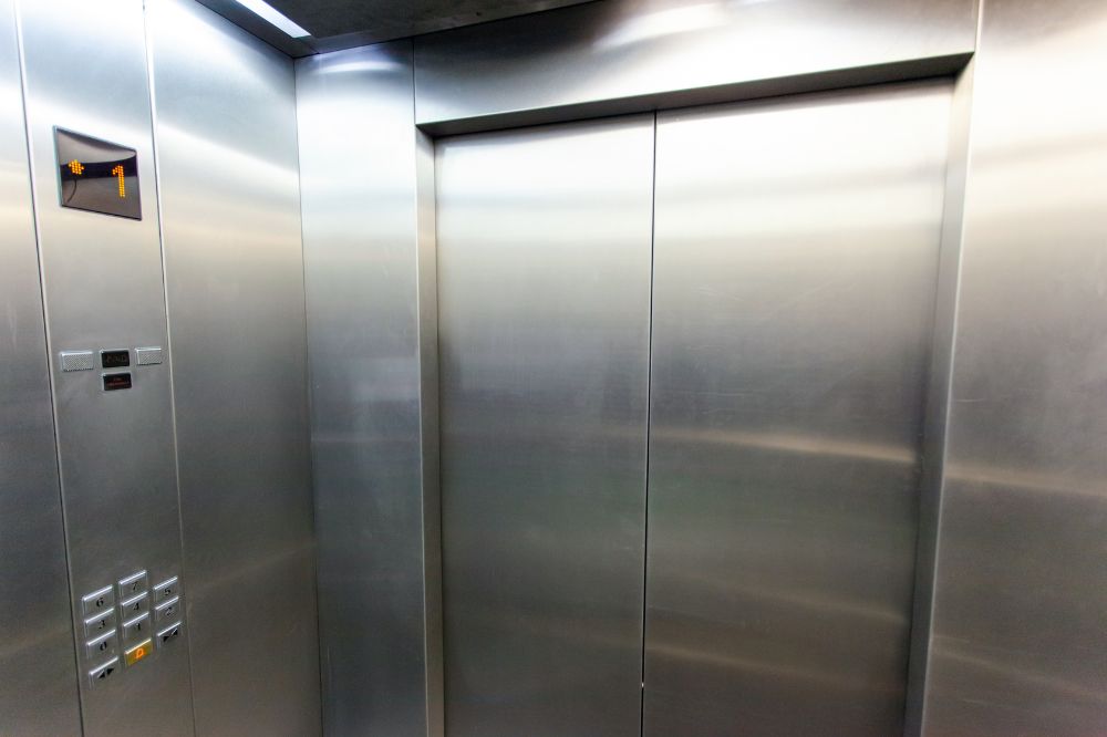 What does it mean when you dream about elevators